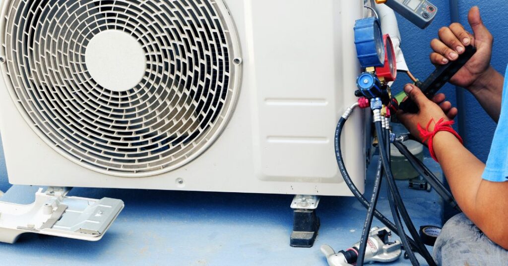 Manutenção de Ar Condicionado no Meireles | Assistência em Fortaleza carga de gas refrigerante